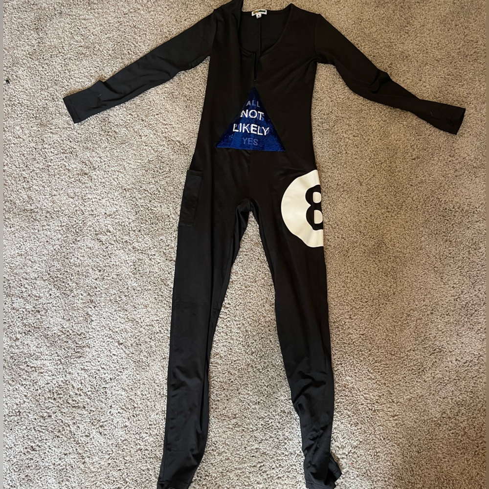 Tipsy Elves Magic 8 ball costume